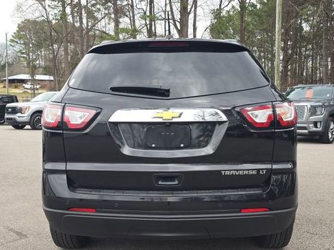 Used 2016 Chevrolet Traverse LT image 5