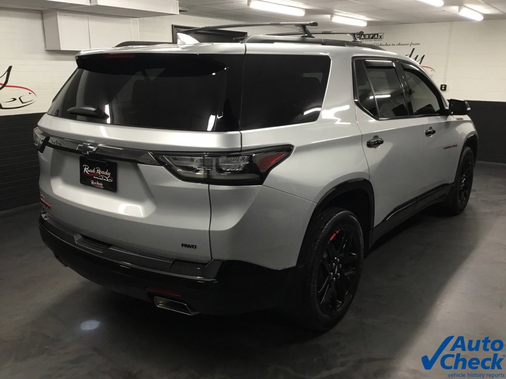 Used 2021 Chevrolet Traverse Premier w/ Redline Edition AWD/4WD image 12