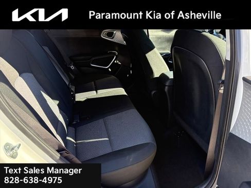 Used 2024 Kia Soul LX w/ Option Group 015 image 18