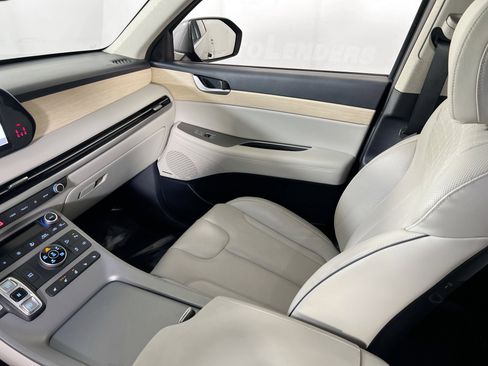 Used 2023 Hyundai Palisade Limited image 25