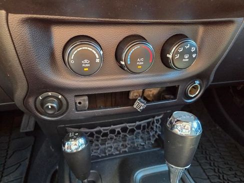 Certified 2016 Jeep Wrangler Unlimited Sport w/ Quick Order Package 24S AWD/4WD image 25