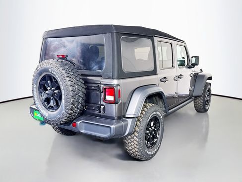 Used 2023 Jeep Wrangler Unlimited w/ Cold Weather Group image 10