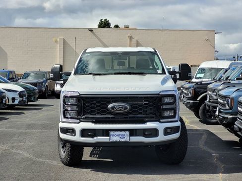 New 2026 Ford F250 XLT w/ XLT Premium Package AWD/4WD image 34