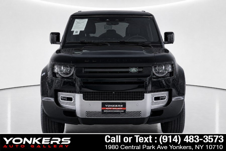 Used 2022 Land Rover Defender 110 SE AWD/4WD image 3