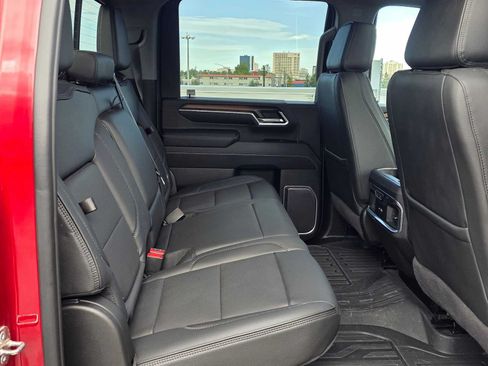 Certified 2024 GMC Sierra 2500 Denali w/ Denali Reserve Package AWD/4WD image 12