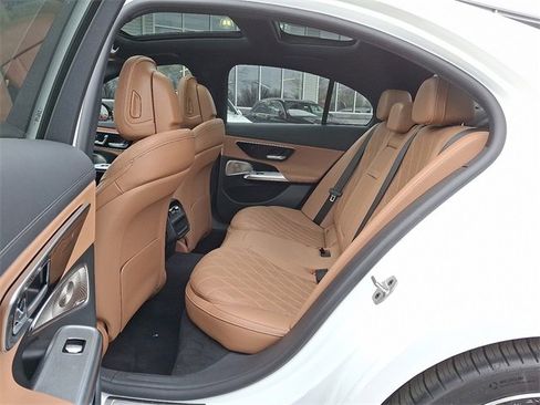 Certified 2024 Mercedes-Benz E 450 4MATIC Sedan image 10