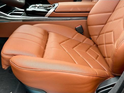 New 2026 BMW i7 xDrive60 AWD/4WD image 20