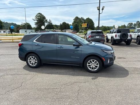 Used 2024 Chevrolet Equinox LT AWD/4WD image 7