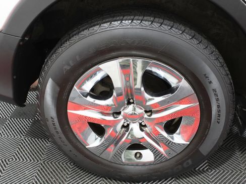 Used 2013 Toyota RAV4 LE AWD/4WD image 39