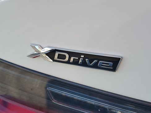 Certified 2023 BMW 330i xDrive Sedan w/ Convenience Package image 28