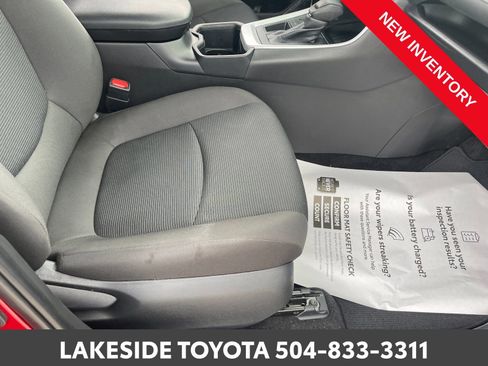 Used 2025 Toyota RAV4 LE image 18