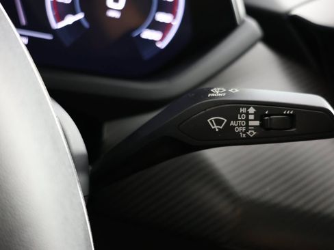 Used 2022 Audi e-tron GT Prestige image 28