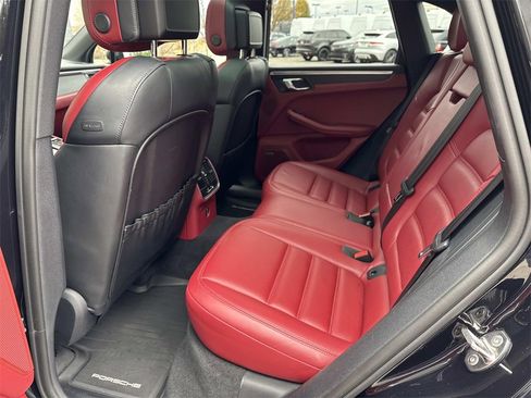 Used 2023 Porsche Macan GTS image 12
