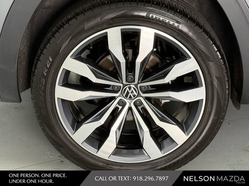 Used 2023 Volkswagen Atlas SEL Premium R-Line AWD/4WD image 15