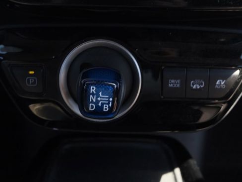 Used 2022 Toyota Prius Prime LE FWD image 21