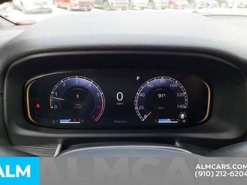 Used 2023 Jeep Wagoneer L Series II image 31