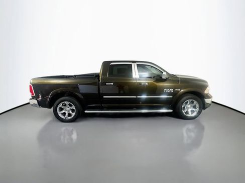 Used 2014 RAM 1500 Laramie w/ Convenience Group AWD/4WD image 8
