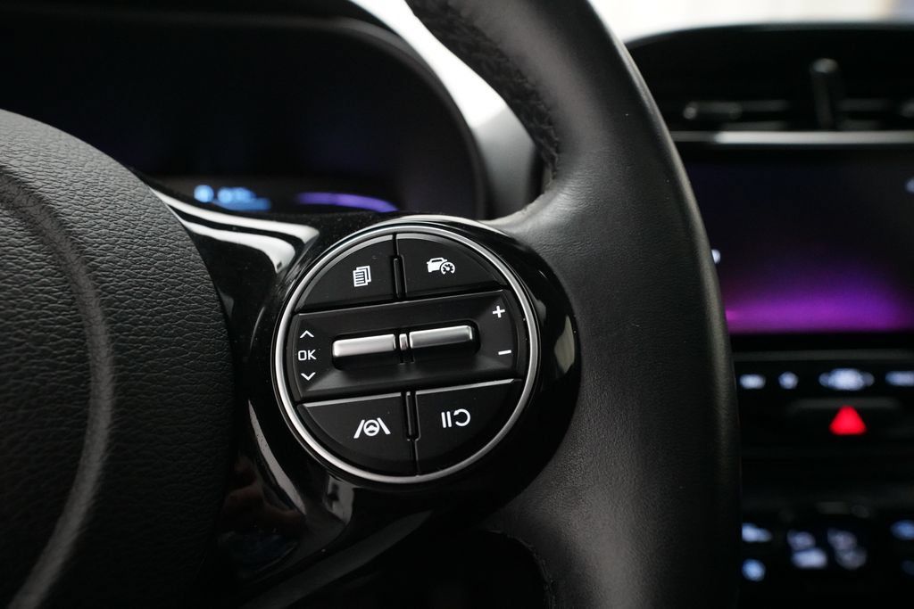 Used 2024 Kia Soul EX FWD image 18
