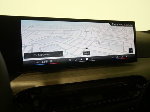 Used 2025 BMW 330i Sedan image 25