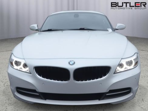 Used 2016 BMW Z4 sDrive28i RWD image 2