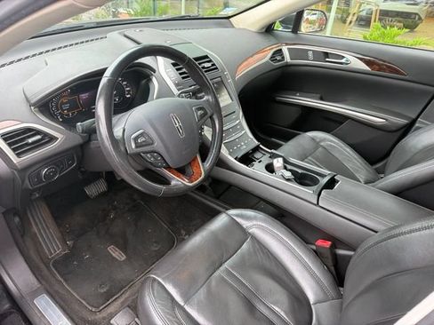 Used 2013 Lincoln MKZ AWD image 18