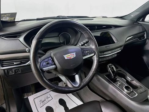 Used 2021 Cadillac XT4 Sport w/ Sun And Sound Package AWD/4WD image 9