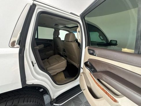 Used 2017 Chevrolet Tahoe Premier AWD/4WD image 33