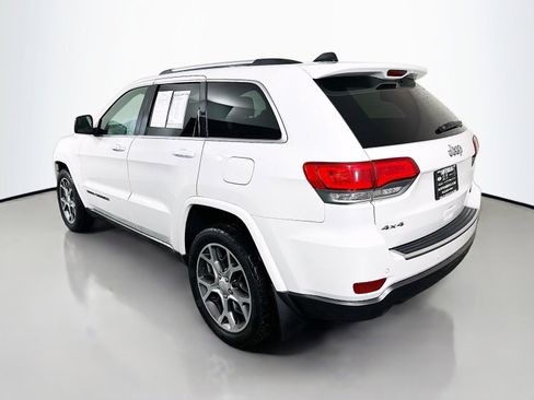 Used 2018 Jeep Grand Cherokee Limited AWD/4WD image 5