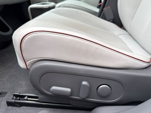 Used 2023 Hyundai Ioniq 5 SEL image 13