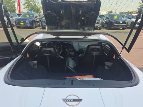 Used 1994 Chevrolet Corvette Coupe RWD image 23