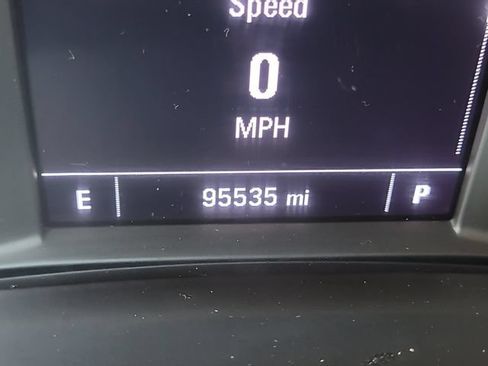 Used 2022 Chevrolet Equinox LS FWD image 30