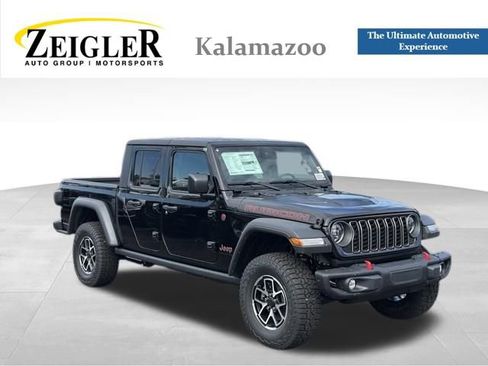 New 2025 Jeep Gladiator Rubicon w/ Convenience Group image 1