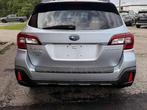 Used 2018 Subaru Outback 2.5i Premium AWD/4WD image 5