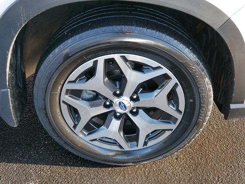 Certified 2023 Subaru Forester Premium image 15