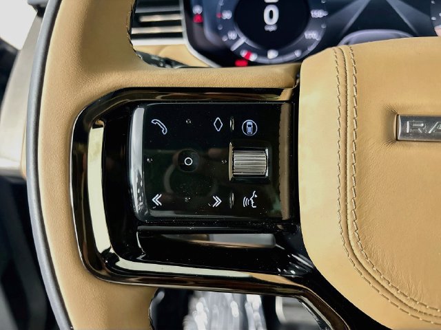 New 2027 Land Rover Range Rover Sport Dynamic SE AWD/4WD image 10