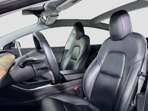 Used 2018 Tesla Model 3 Long Range RWD image 19