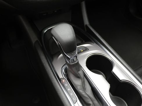 Used 2024 Chevrolet Malibu LT image 25