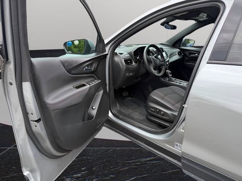 Used 2023 Chevrolet Equinox RS AWD/4WD image 18