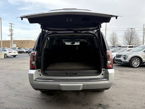 Used 2019 GMC Yukon XL Denali w/ Denali Ultimate Package image 6