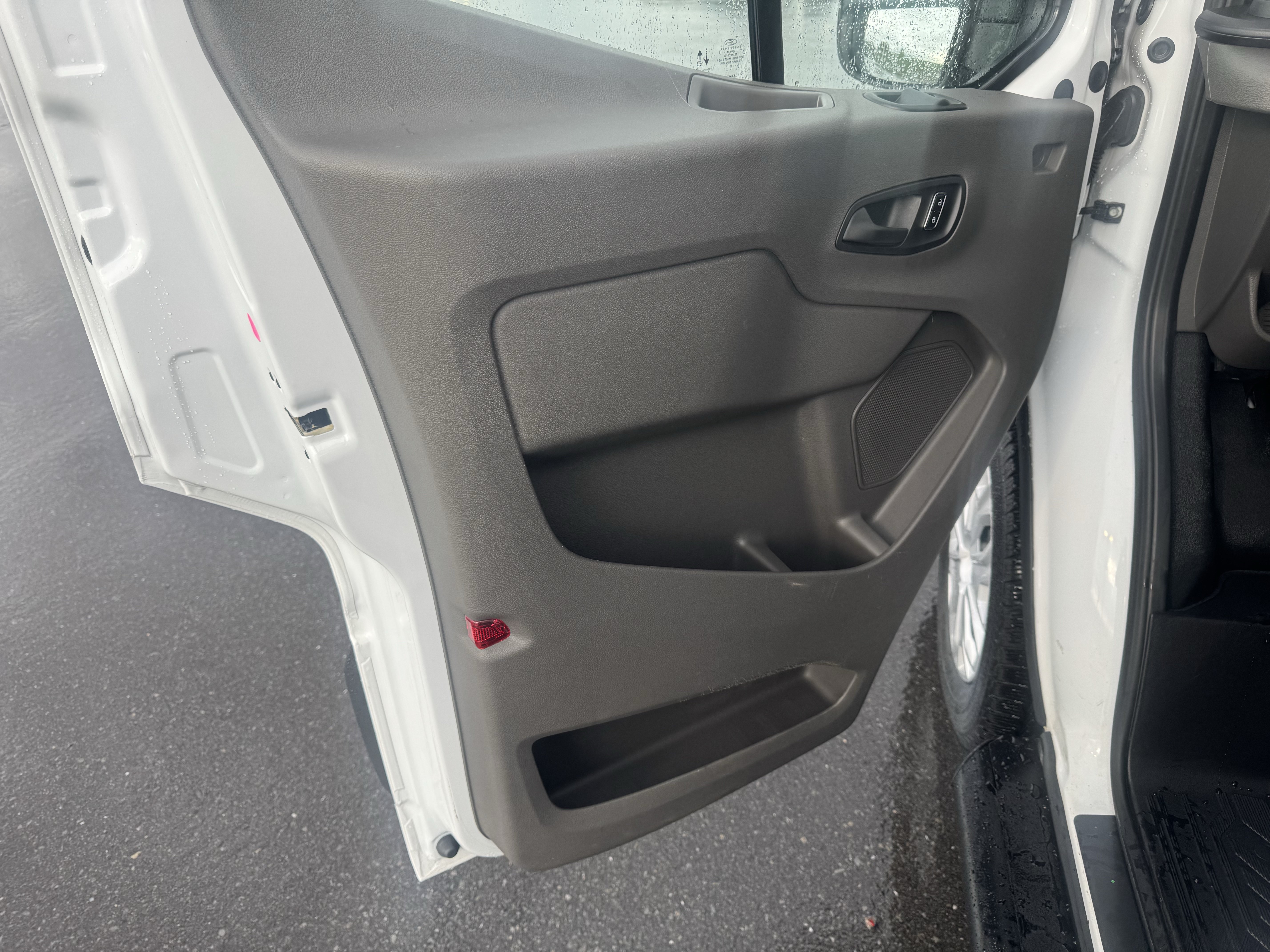 Used 2025 Ford Transit 250 Low Roof w/ Exterior Upgrade Package RWD image 14
