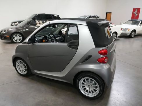 Used 2013 smart fortwo passion image 28