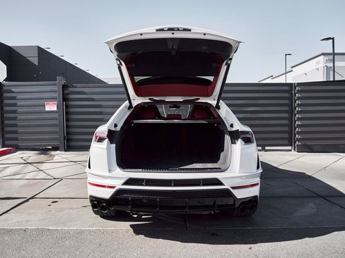 Used 2024 Lamborghini Urus S AWD/4WD image 16
