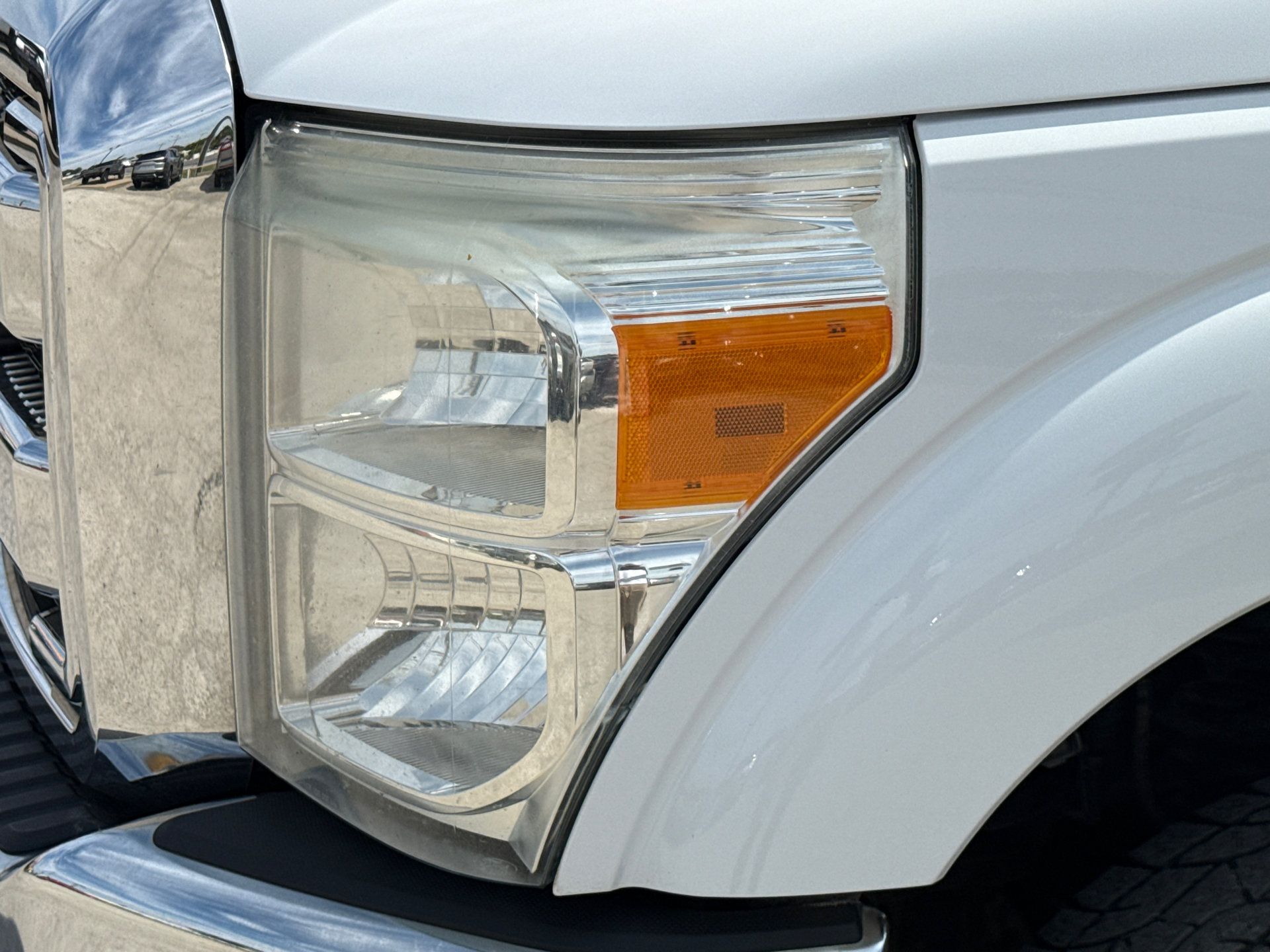 Used 2014 Ford F350 Lariat w/ Lariat Interior Package AWD/4WD image 4