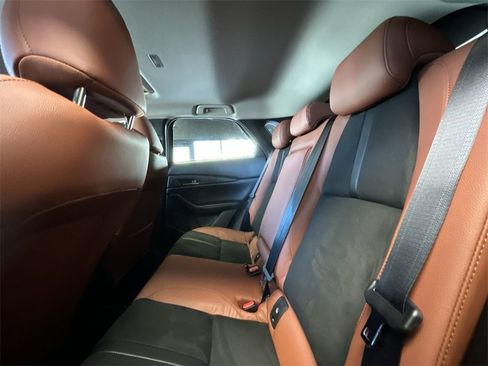 New 2025 MAZDA CX-30 Carbon image 13