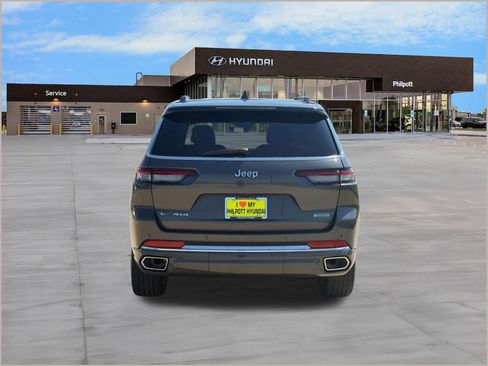 Used 2023 Jeep Grand Cherokee L Overland AWD/4WD image 10