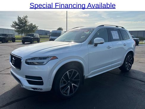 Used 2018 Volvo XC90 T6 Momentum w/ Convenience Package AWD/4WD image 1