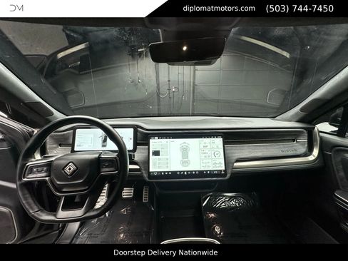 Used 2022 Rivian R1T Adventure image 23