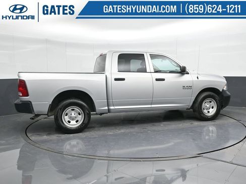 Used 2015 RAM 1500 Tradesman w/ Popular Equipment Group AWD/4WD image 3