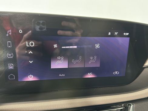 Used 2024 Buick Envista Avenir FWD image 20
