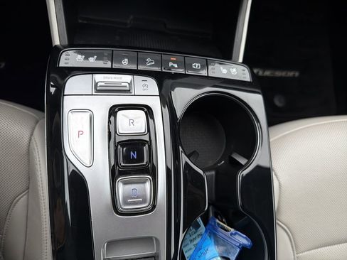 Used 2022 Hyundai Tucson Limited image 33
